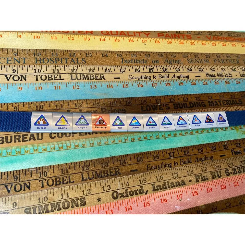 Boy Scouts BSA Cub Scout Belt W/ 12 Merit Badges Adventure Loop Slides Uniform